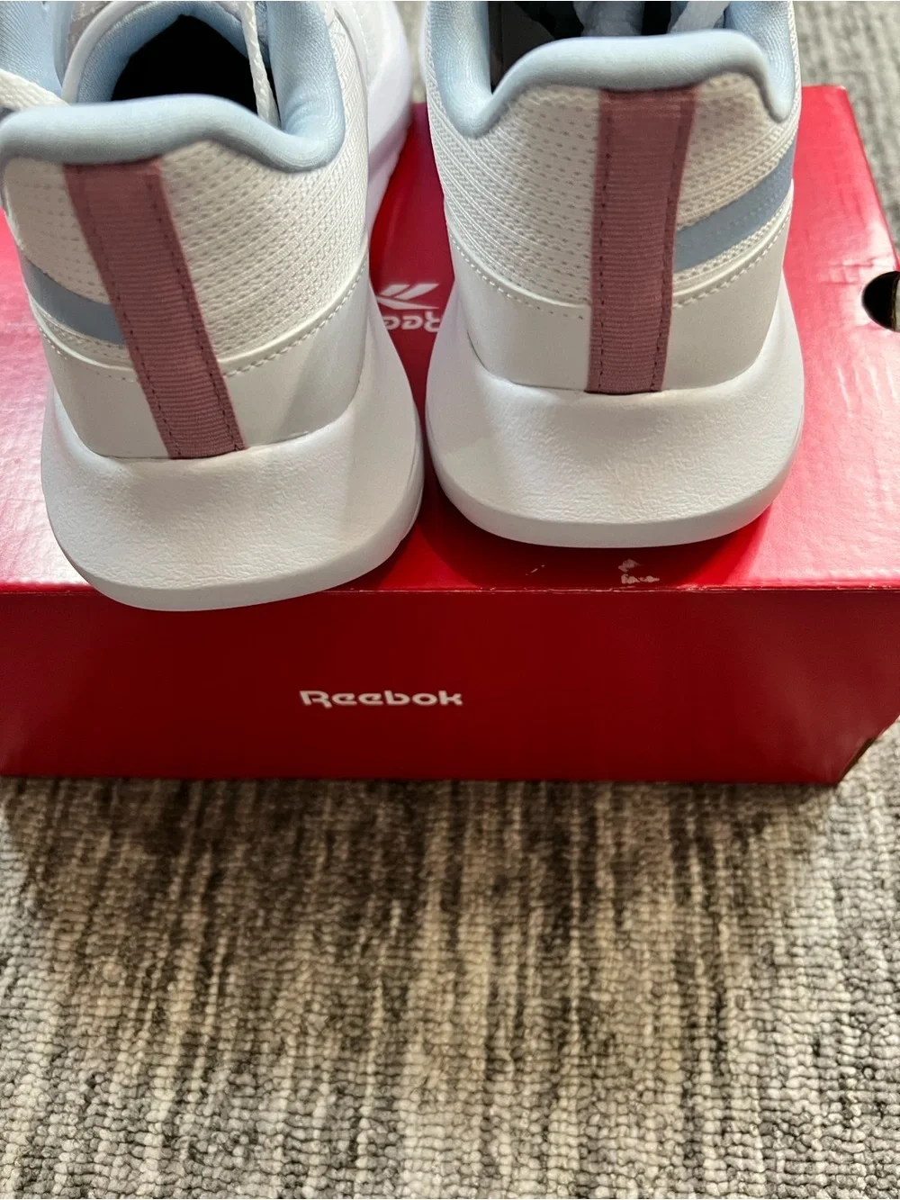 Reebok Energen Lux Women's Running Shoes Size 6.5